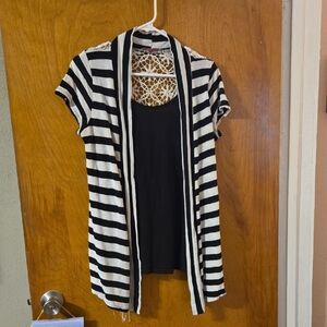 Striped Black and White Women's Top XL:C